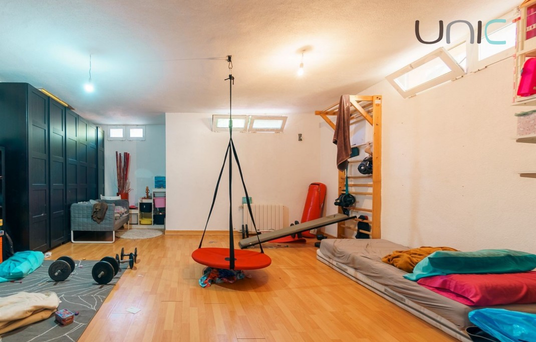 Resale - Villa - La Nucia