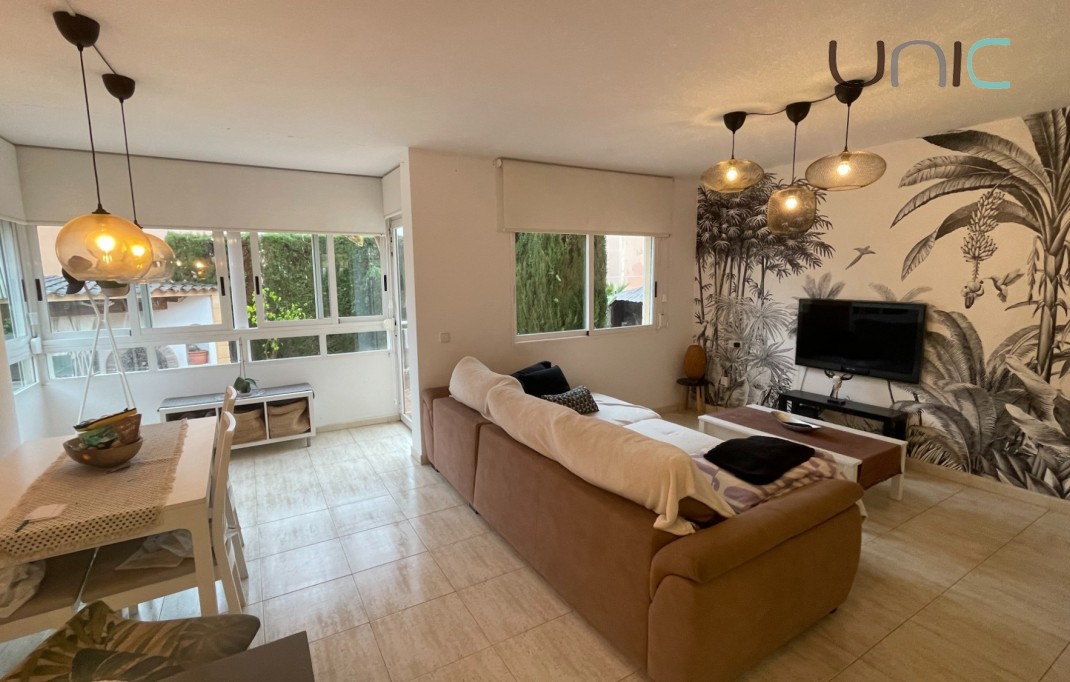 Resale - Villa - La Nucia