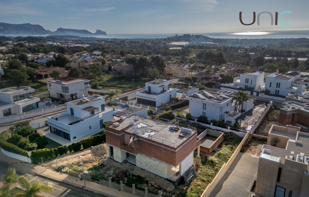 Resale - Villa - La Nucia