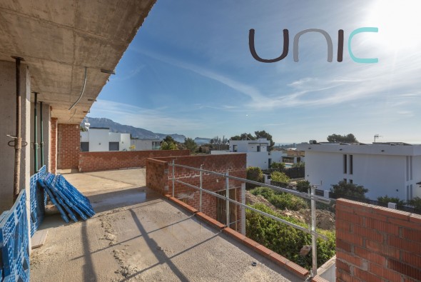 Resale - Villa - La Nucia