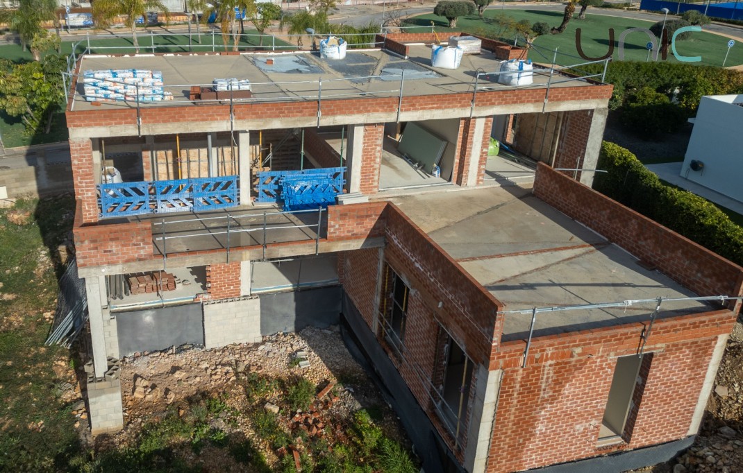 Resale - Villa - La Nucia