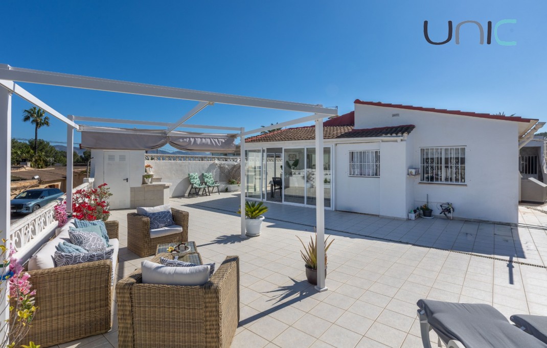 Resale - Villa - La Nucia