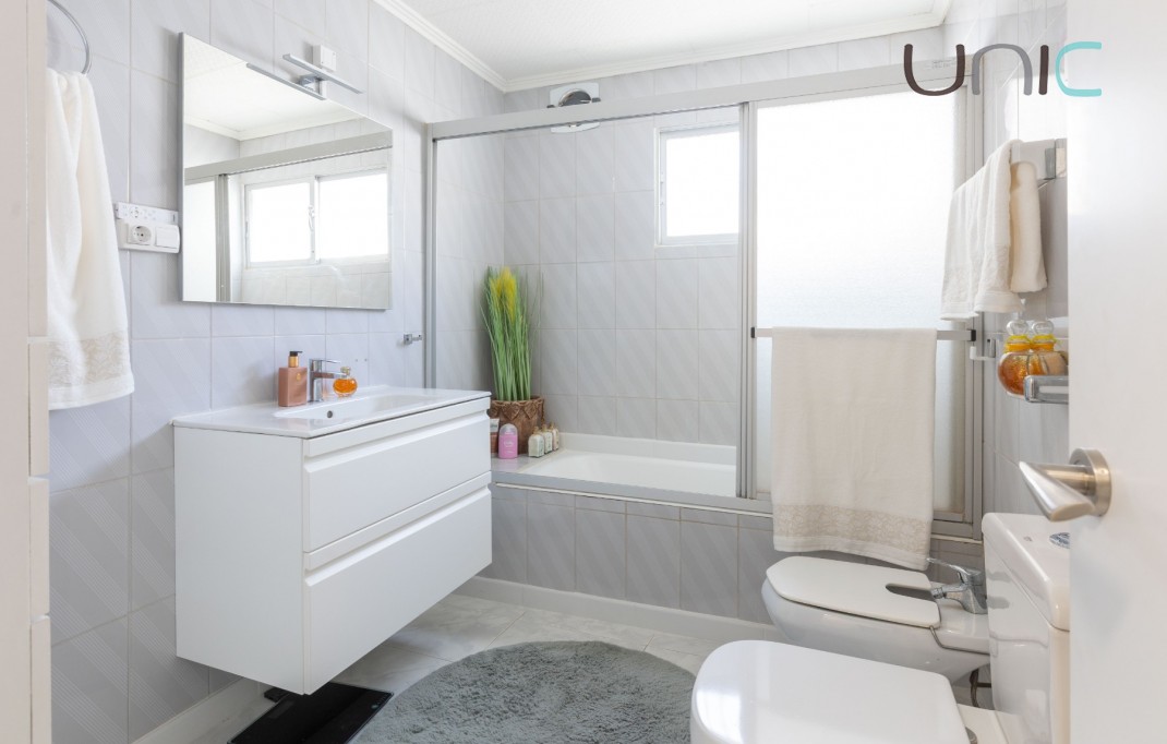 Resale - Villa - La Nucia