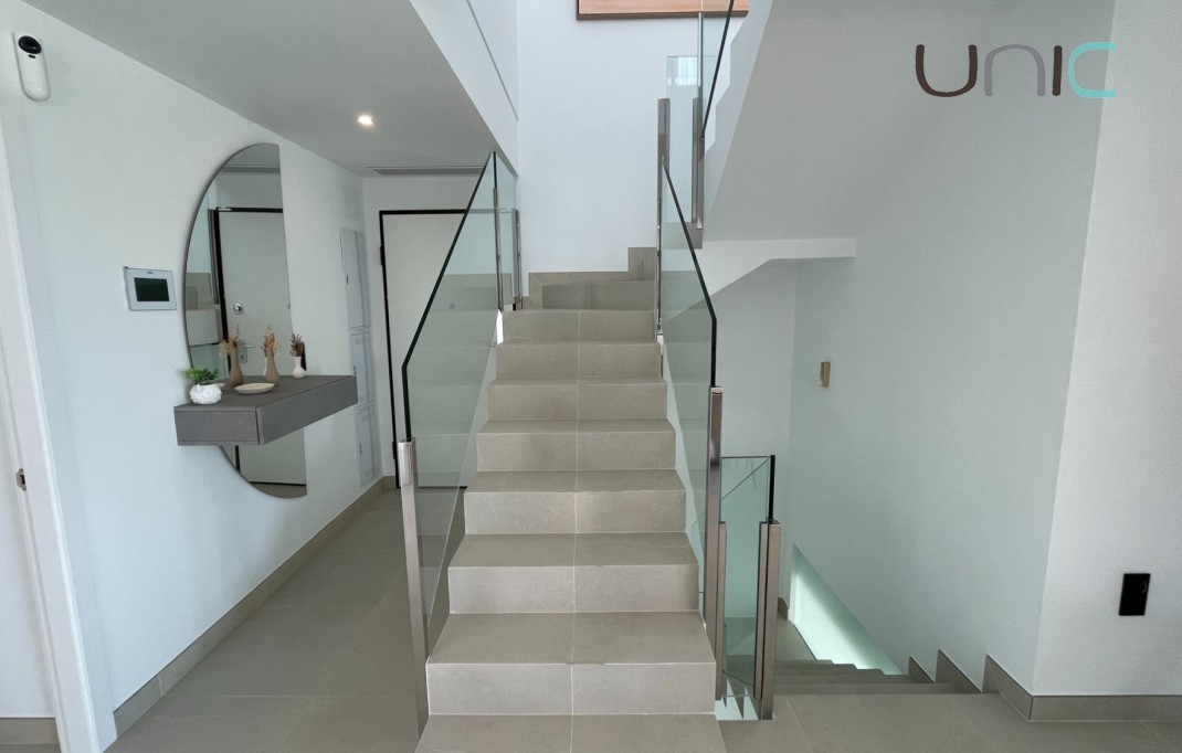 Resale - Villa - Finestrat