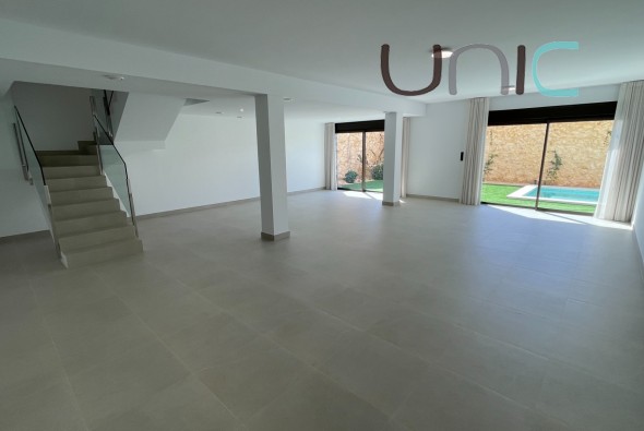 Resale - Villa - Finestrat