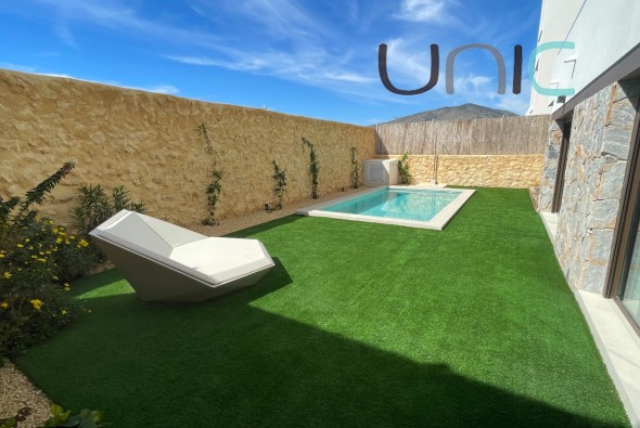 Resale - Villa - Finestrat