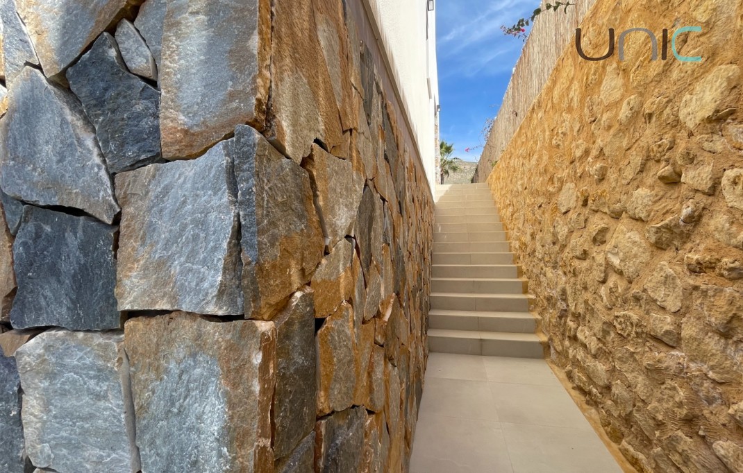 Resale - Villa - Finestrat