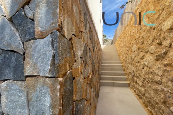 Resale - Villa - Finestrat