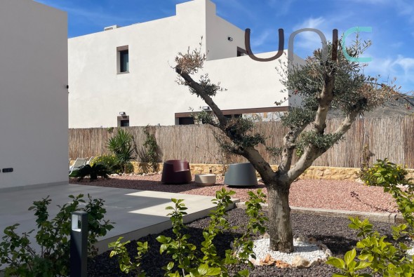 Resale - Villa - Finestrat