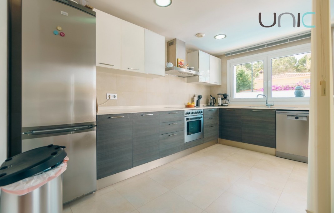 Venta - Villa - Albir