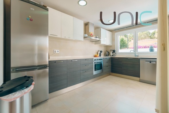 Venta - Villa - Albir