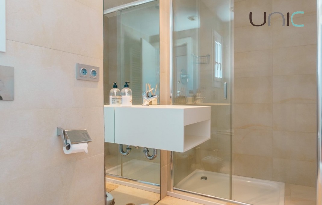 Venta - Villa - Albir