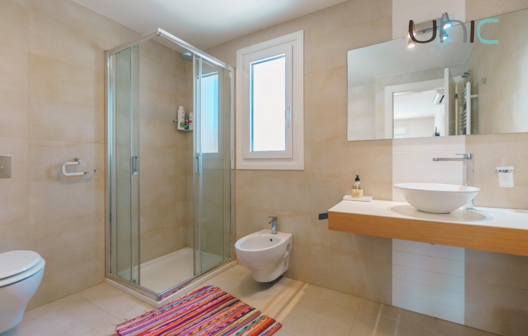 Venta - Villa - Albir