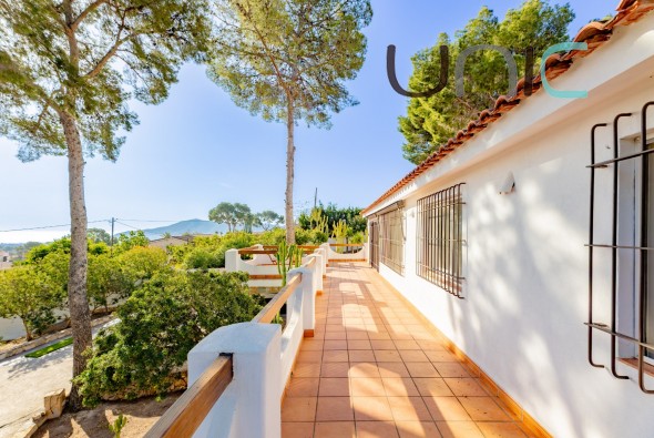 Resale - Villa - La Nucia