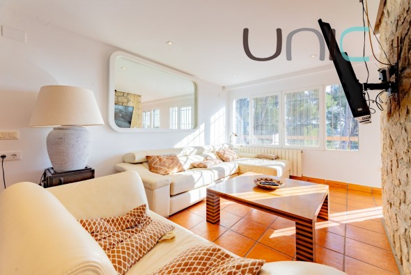 Resale - Villa - La Nucia