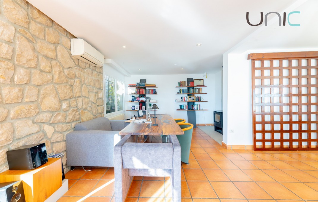 Resale - Villa - La Nucia
