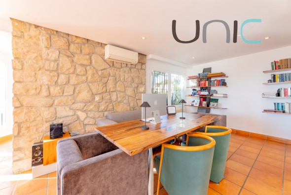 Resale - Villa - La Nucia