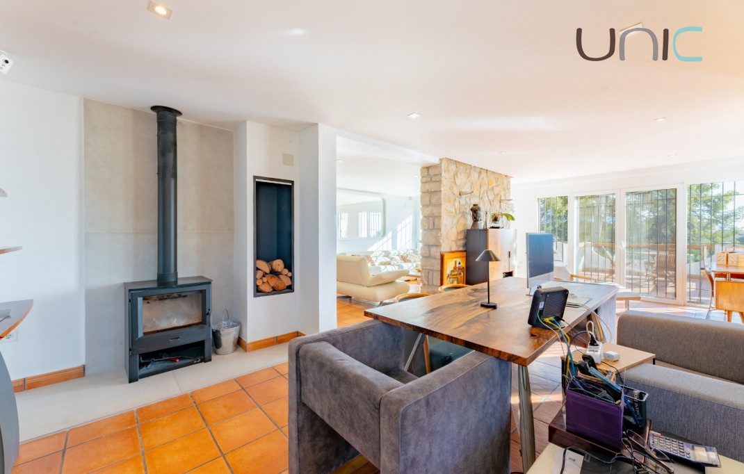 Resale - Villa - La Nucia