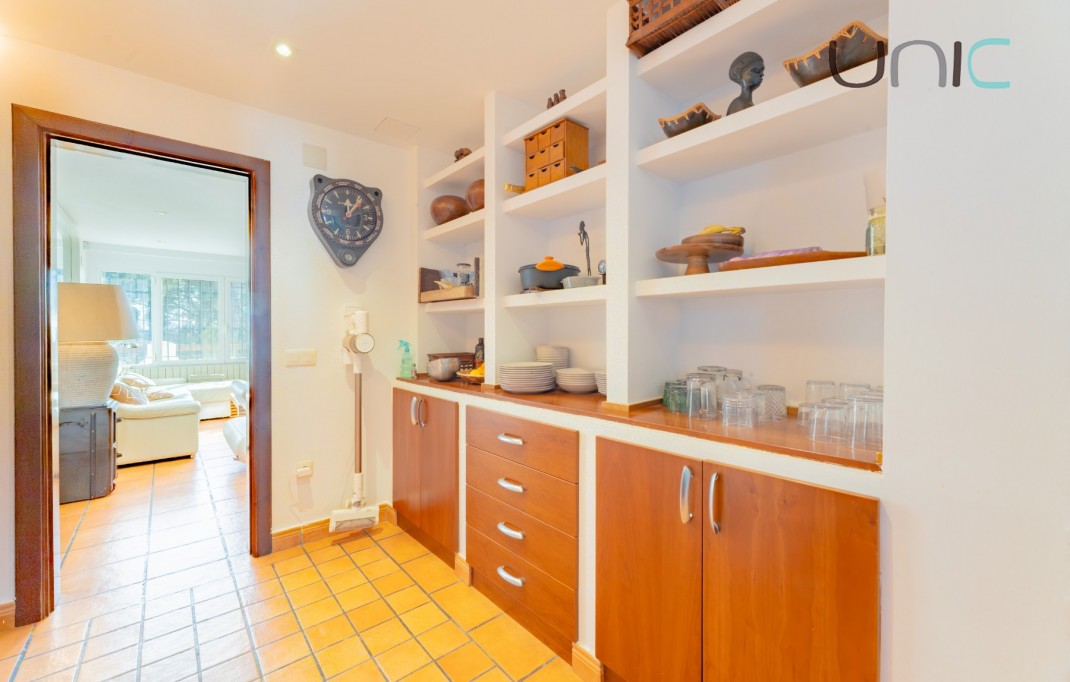 Resale - Villa - La Nucia
