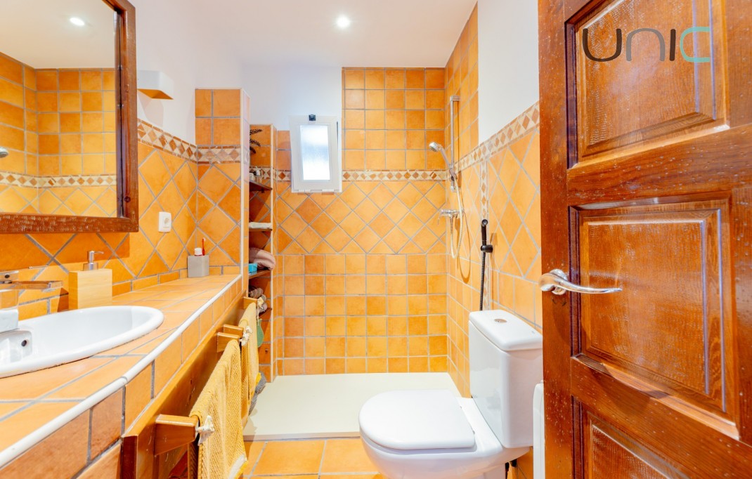 Resale - Villa - La Nucia