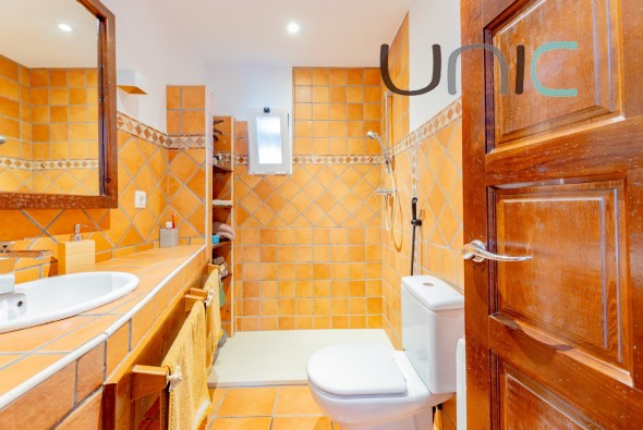 Resale - Villa - La Nucia