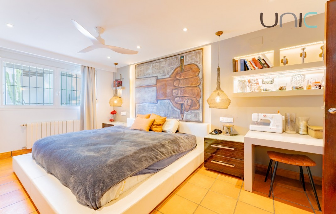 Resale - Villa - La Nucia