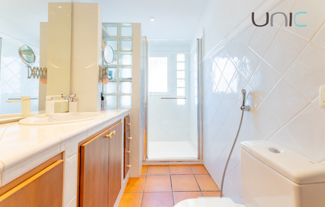 Resale - Villa - La Nucia