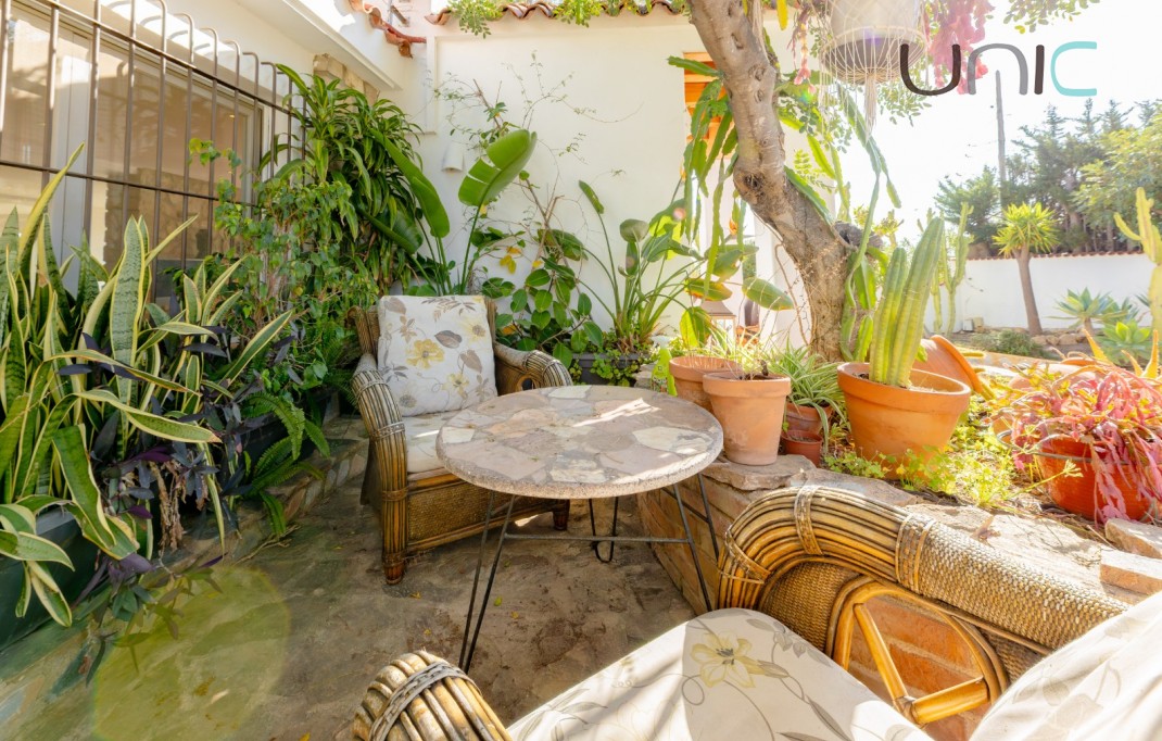 Resale - Villa - La Nucia