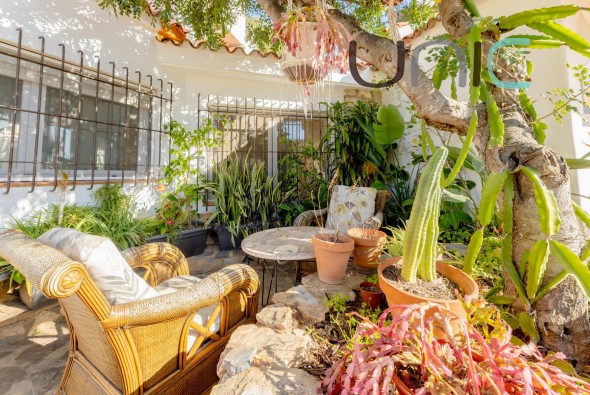 Resale - Villa - La Nucia