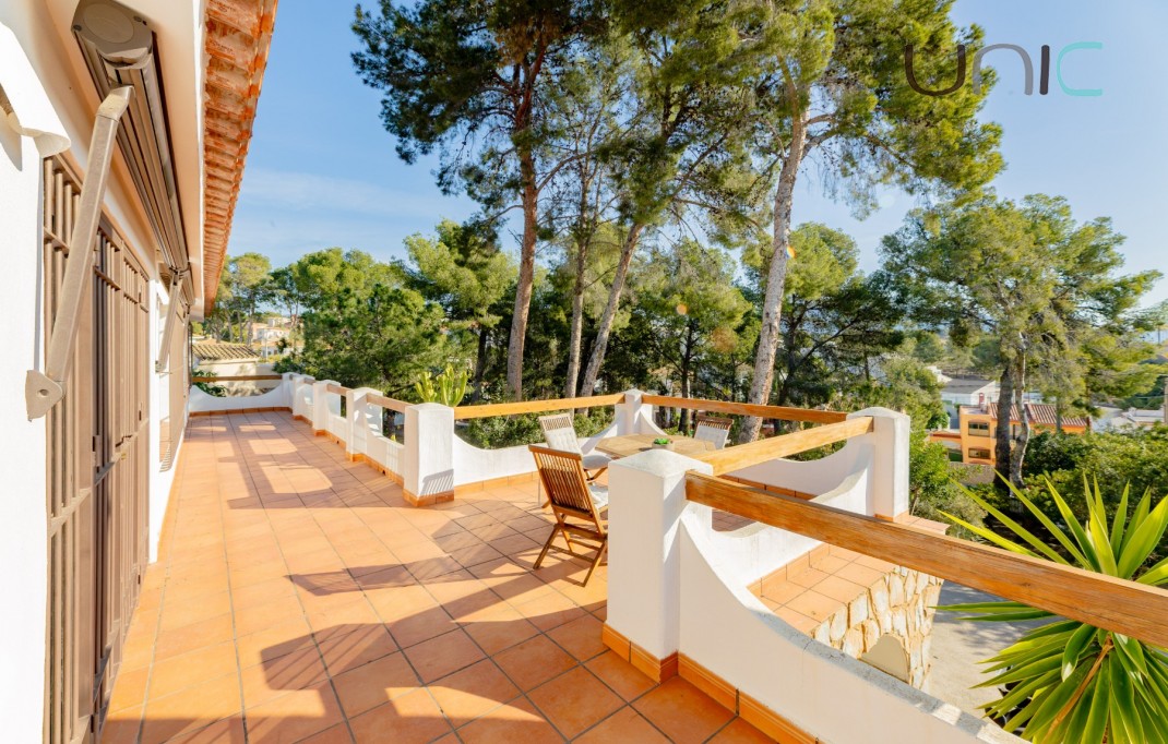 Resale - Villa - La Nucia