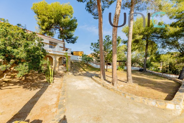 Resale - Villa - La Nucia