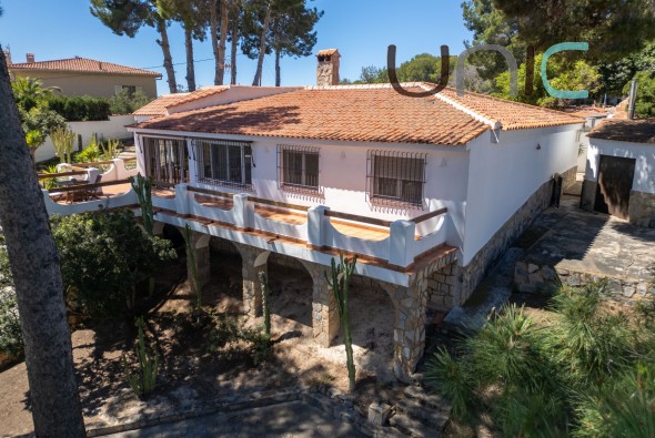 Resale - Villa - La Nucia