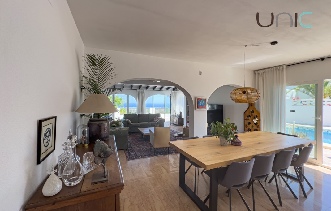 Sale - Villa - La Nucia