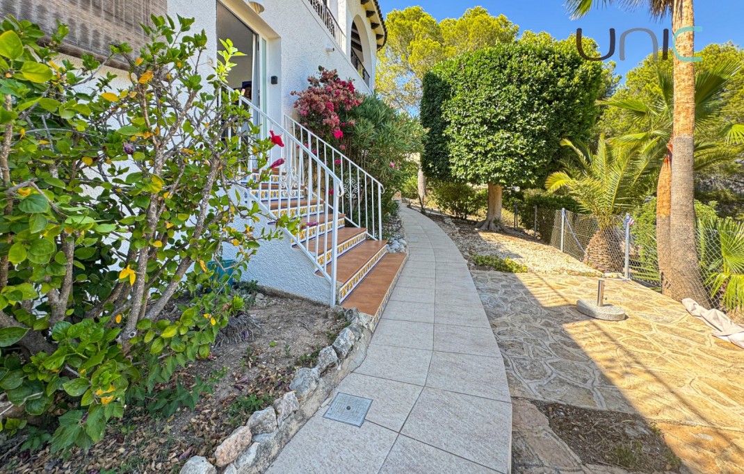 Sale - Villa - La Nucia