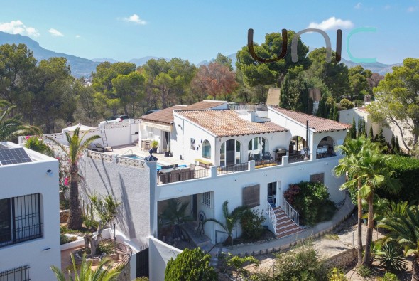 Sale - Villa - La Nucia