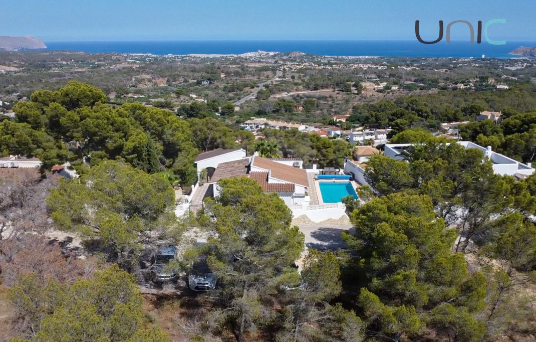 Sale - Villa - La Nucia