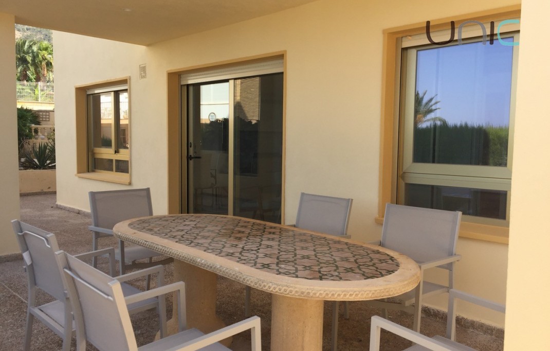 Resale - Wohnung - Albir