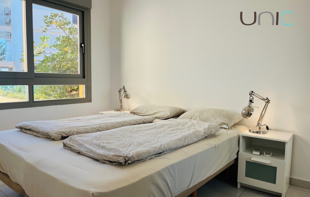 Resale - Wohnung - Albir