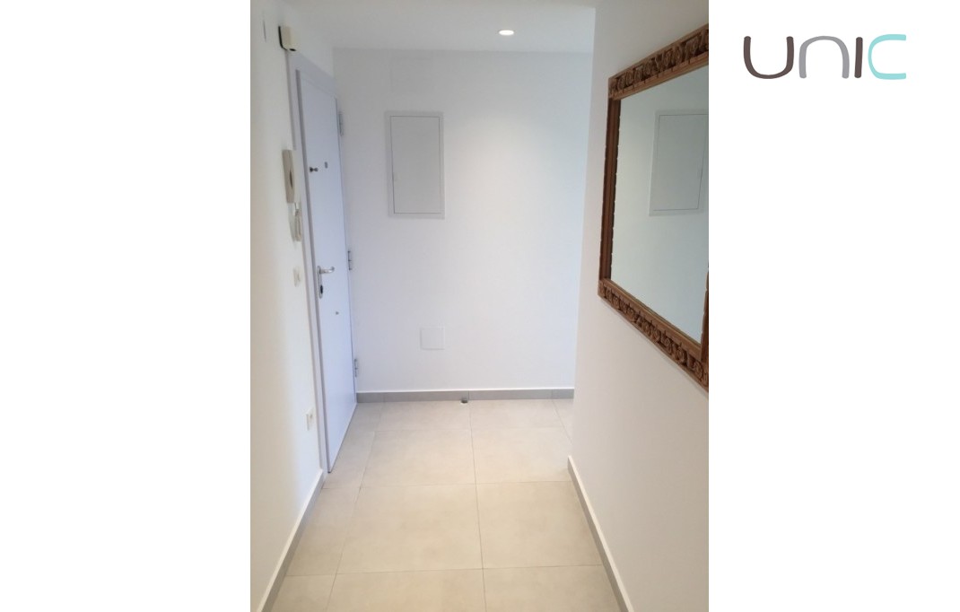 Resale - Wohnung - Albir
