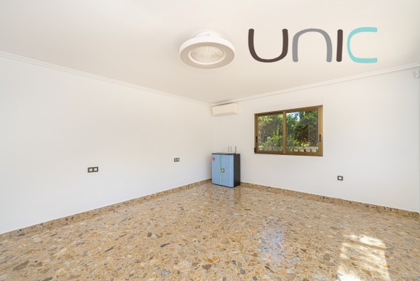 Resale - Villa - Alfaz del Pi