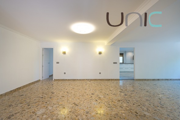 Resale - Villa - Alfaz del Pi