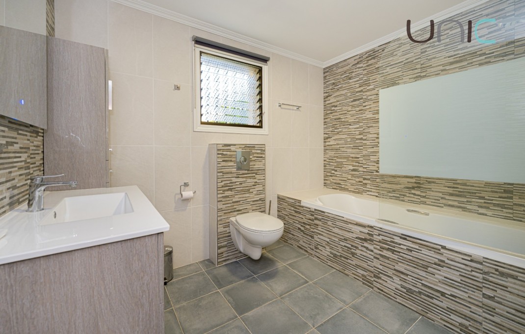 Resale - Villa - Alfaz del Pi