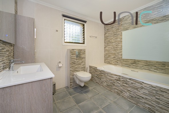 Resale - Villa - Alfaz del Pi