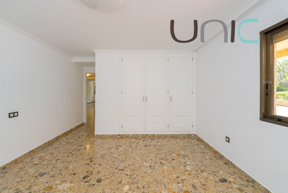 Resale - Villa - Alfaz del Pi