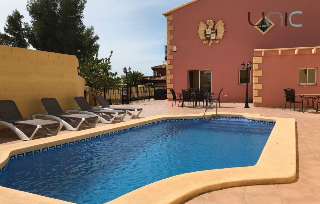 Venta - Villa - La Nucia
