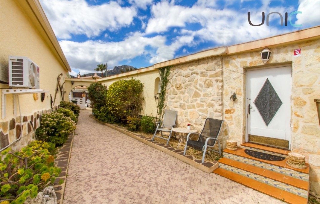 Venta - Villa - La Nucia