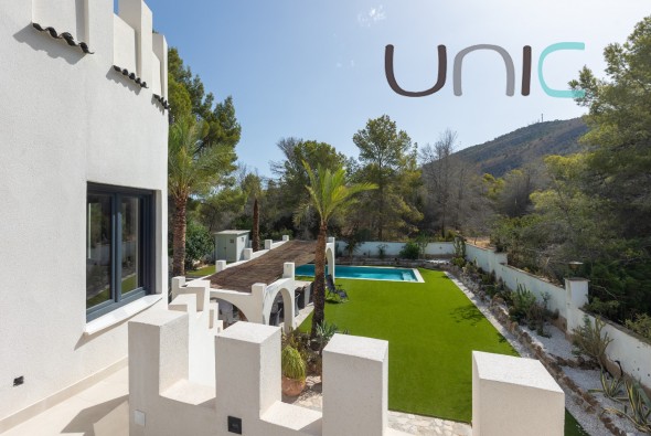 Venta - Villa - Albir