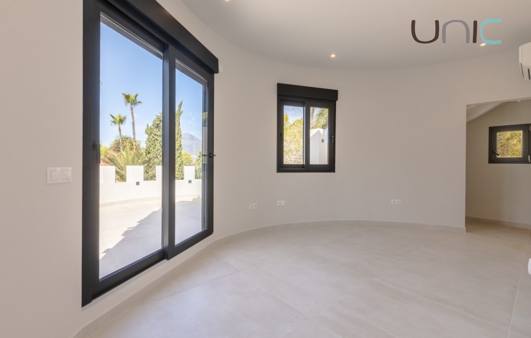 Venta - Villa - Albir