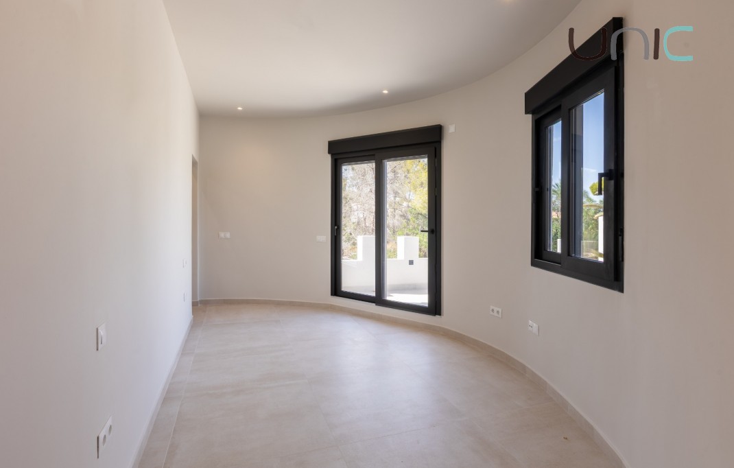 Venta - Villa - Albir