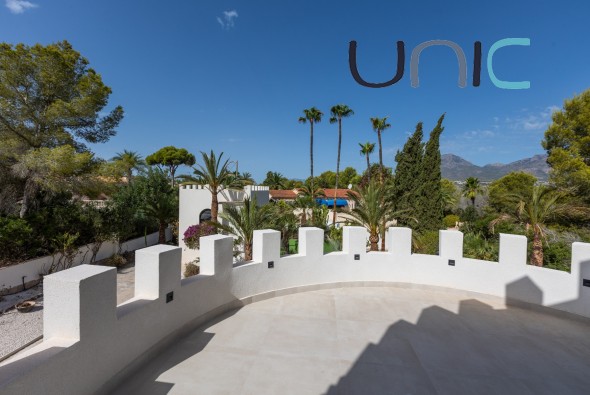 Venta - Villa - Albir